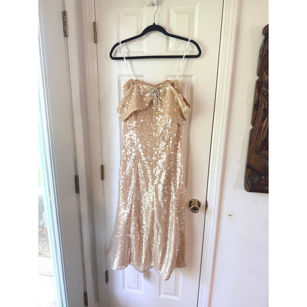 Self-Portrait Gold Sequin Off-the-Shoulder Midi Dress Diamante Brooch Size 10 - Picture 4 of 8
